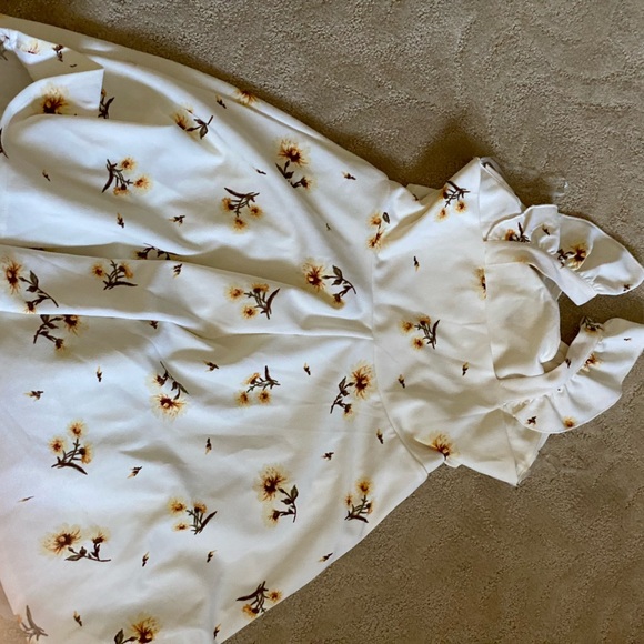 Yellow blouse - Picture 3 of 4